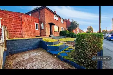 2 bedroom semi-detached house to rent - View 2