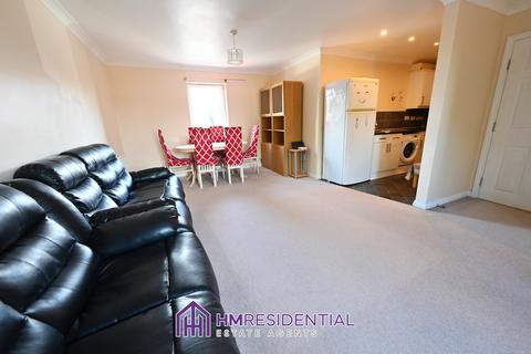 2 bedroom apartment to rent, Romulus Court, Fenham NE4
