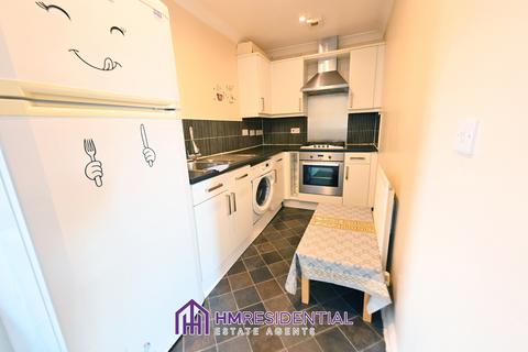 2 bedroom apartment to rent, Romulus Court, Fenham NE4