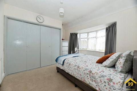 Marlow Drive, Sutton, United Kingdom, SM3