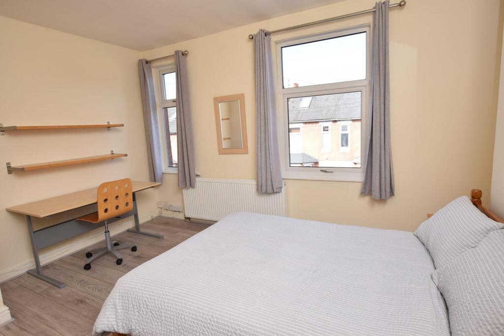 House in Nottingham, Radford - View 3
