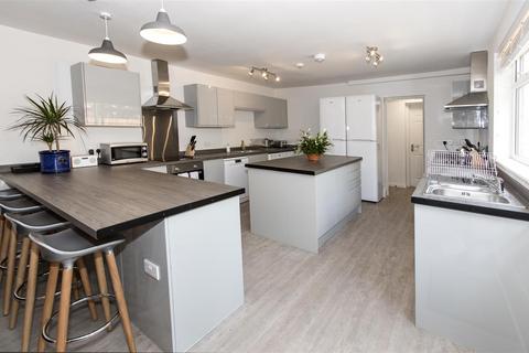 1 bedroom in a house share to rent, Elizabeth Way, Cambridge CB4