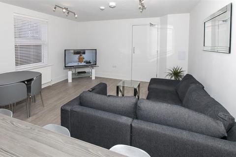 1 bedroom in a house share to rent, Elizabeth Way, Cambridge CB4