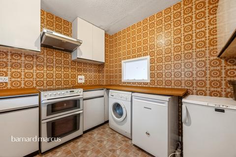 undefined, Carew Road, Wallington