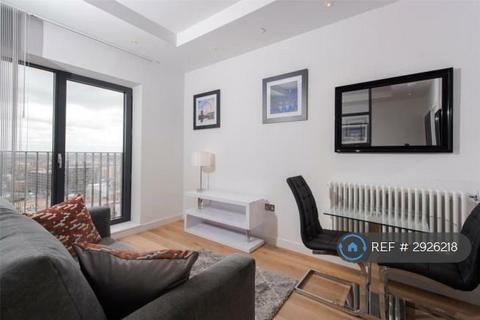 Studio to rent, Grantham House, London, E14