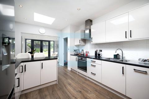3 bedroom apartment for sale, Tithe Close, Mill Hill, London, NW7
