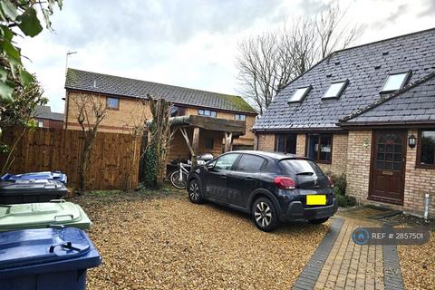 3 bed semi-detached house for rent in Fishers Lane, Cambridge, CB1