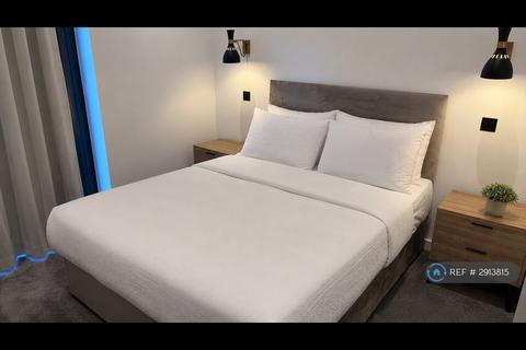 2 bedroom flat to rent, Merino Gardens, London, E1W