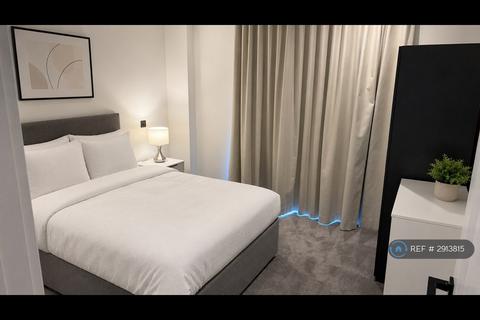 2 bedroom flat to rent, Merino Gardens, London, E1W