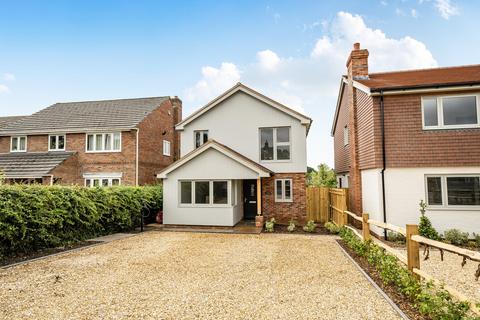 3 bedroom detached house for sale, Swanwick Lane, Swanwick, Southampton, Hampshire, SO31