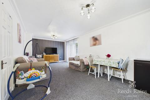 3 bedroom detached house for sale, Hall Court, Knottingley WF11