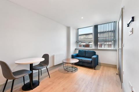 Studio to rent, Mercantile House, Market Square, Uxbridge, Hillingdon