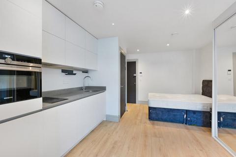 Studio to rent, Mercantile House, Market Square, Uxbridge, Hillingdon