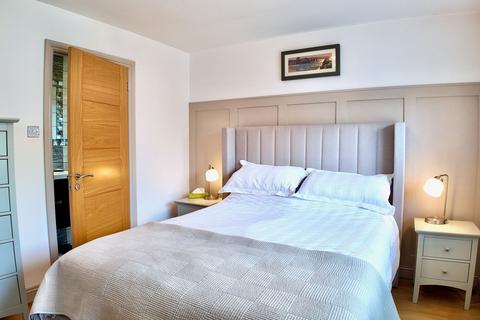 3 bedroom detached house for sale, Tir-Berllan, Oakdale, NP12