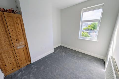 2 bedroom terraced house to rent, Oakley Street, Newport,