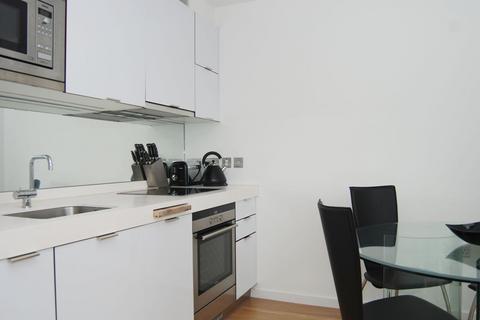 Studio to rent, Ontario Tower, Canary Wharf, London, E14