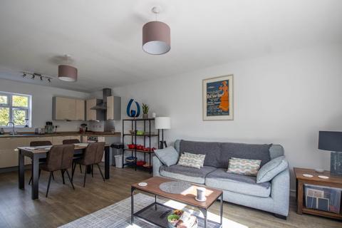 2 bedroom apartment to rent, Pearl Close, Cambridge