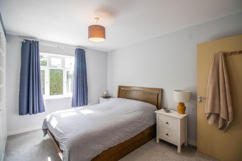 2 bedroom apartment to rent, Pearl Close, Cambridge