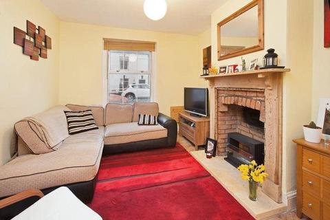 2 bedroom terraced house to rent, Portman Street, Somerset TA2