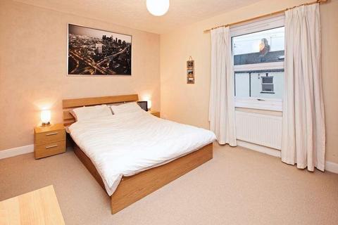 2 bedroom terraced house to rent, Portman Street, Somerset TA2