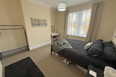 undefined, Park Crescent East, North Shields