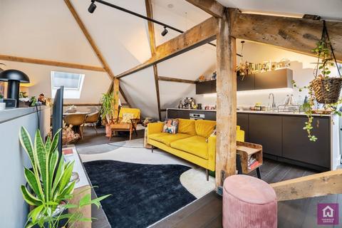 2 bedroom flat for sale, Crusader Mill, 70 Chapeltown Street, Manchester, Manchester City Centre, M1