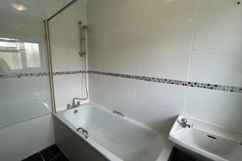 undefined, Cambria Crescent, Northampton, NN3