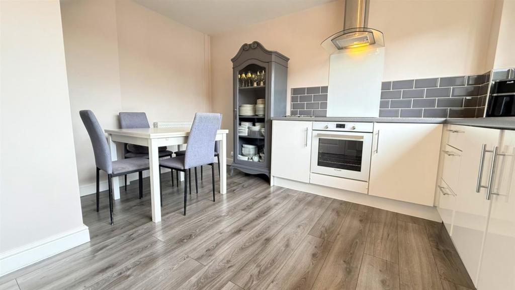 House in Birmingham, Kings Norton - View 3