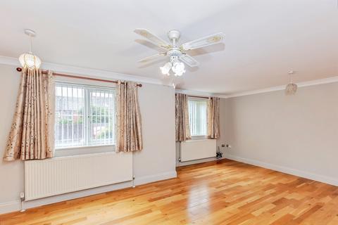 undefined, Lower Street, Kettering