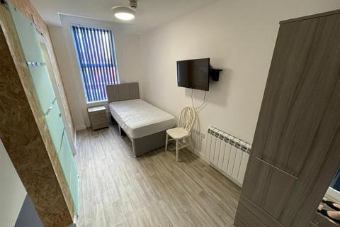 1 bedroom in a house share to rent, John Street, Hull
