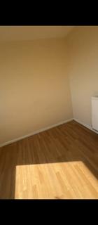 2 bedroom flat to rent, Biscoe Close, Hounslow TW5