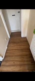 2 bedroom flat to rent, Biscoe Close, Hounslow TW5