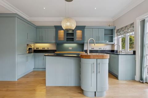 4 bedroom detached house for sale, Dundurn Walk, St. Fillans, PH6