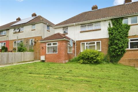 Semi-detached house - Ffordd Ganol, BRIDGEND