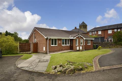 2 bedroom semi-detached bungalow for sale, Fardale, Shaw, Oldham, Greater Manchester, OL2