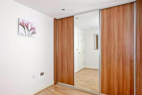 3 bedroom flat to rent, Lincoln Road, Lincoln LN6