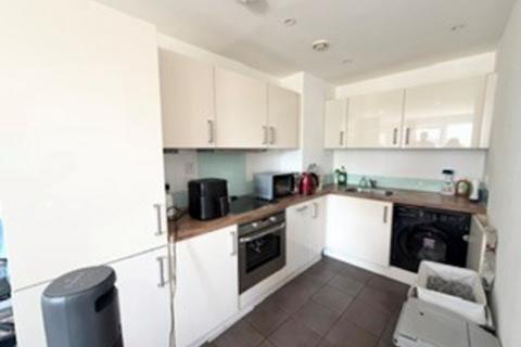 1 bedroom apartment to rent, The Crescent, Portsmouth, PO1