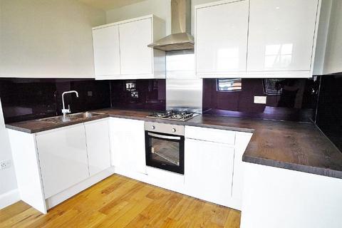 1 bedroom flat to rent, The Grove, Gravesend DA12