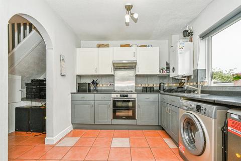 2 bedroom semi-detached house for sale, Highgrove Close, Calne