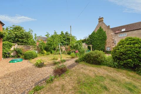 4 bedroom end of terrace house for sale, Westgate, Ruskington, Sleaford