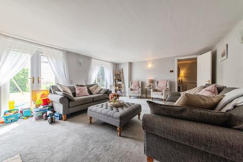 4 bedroom end of terrace house for sale, Westgate, Ruskington, Sleaford