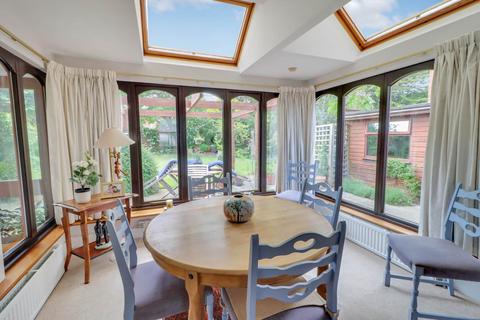 4 bedroom detached house for sale, Church Road, Earley