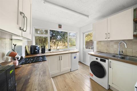 3 bedroom semi-detached house for sale, Jonson Close, Hayes UB4