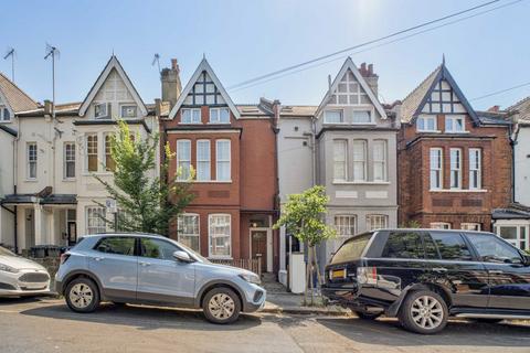 Nemoure Road, London W3