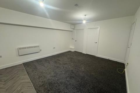 2 bedroom flat to rent, 58 High Street, Rhymney, NP22