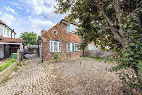 Lawrence Avenue, New Malden, KT3