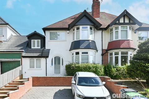 4 bedroom semi-detached house for sale, Wolverhampton Road, Oldbury, West Midlands, B68