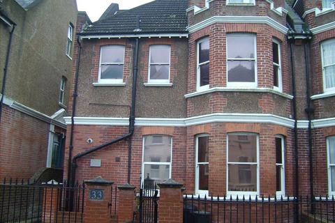 2 bed flat/apartment for rent in St Peters Road, St Leonards