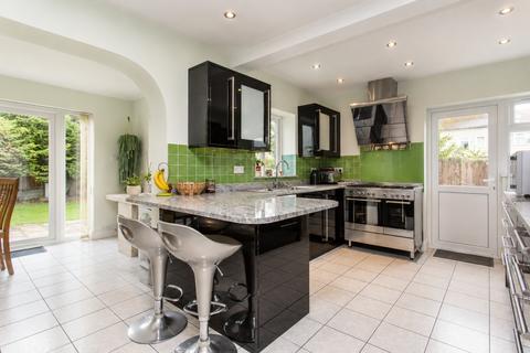 4 bedroom semi-detached house for sale, Lonsdale Avenue, Margate, CT9
