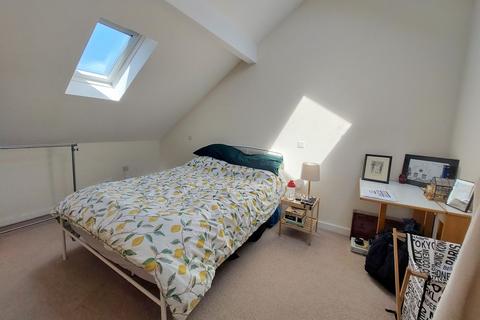 2 bedroom terraced house to rent, Frenchs Road, Cambridge, CB4